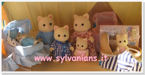 SYLVANIAN FAMILIES ~ CHANTILLY CAT Baby Boy In Lying Position EC 